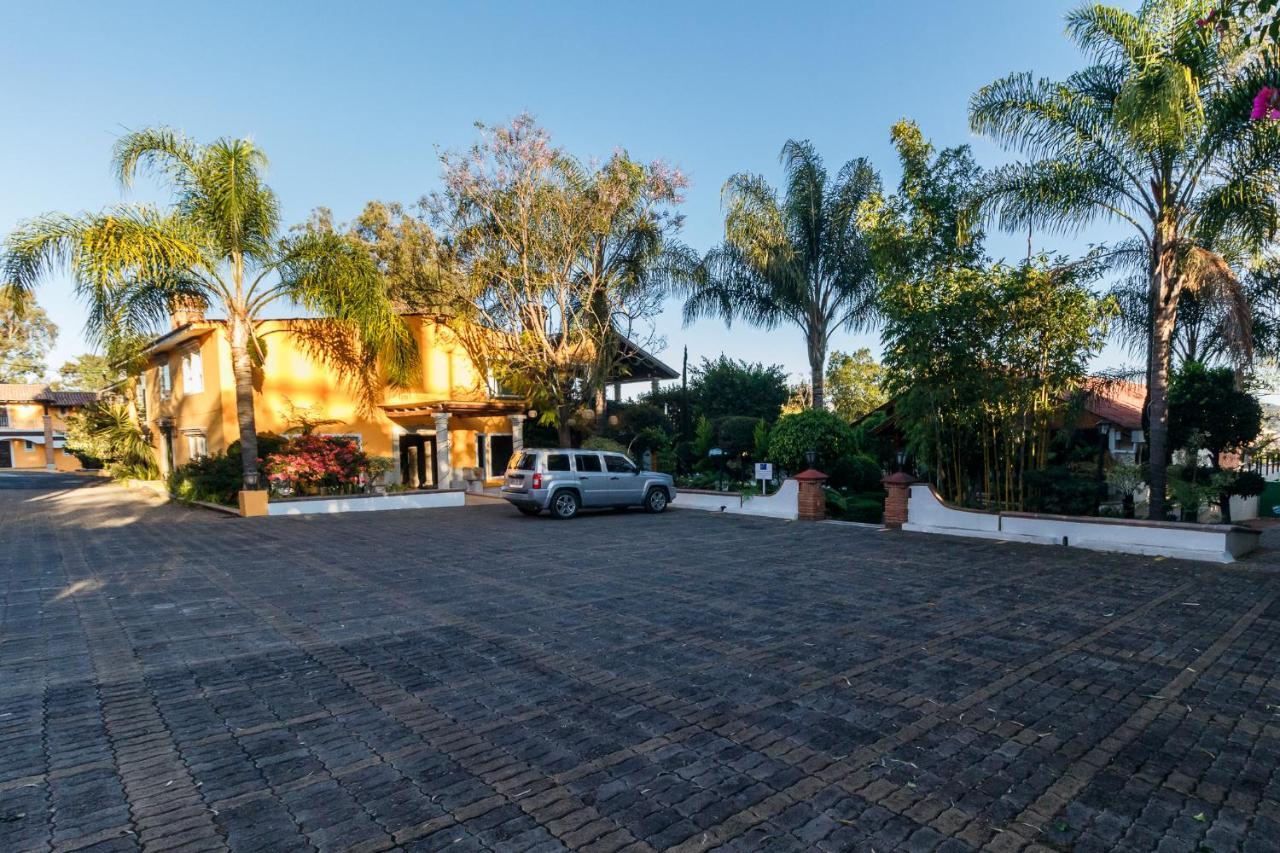 Hotel Hacienda Montesinos Morelia Exterior foto